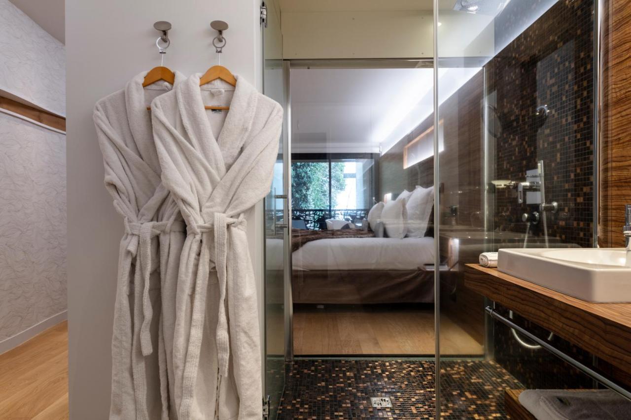 Hotel & Restaurant Origines Par Adrien Descouls - Teritoria Le Broc  エクステリア 写真