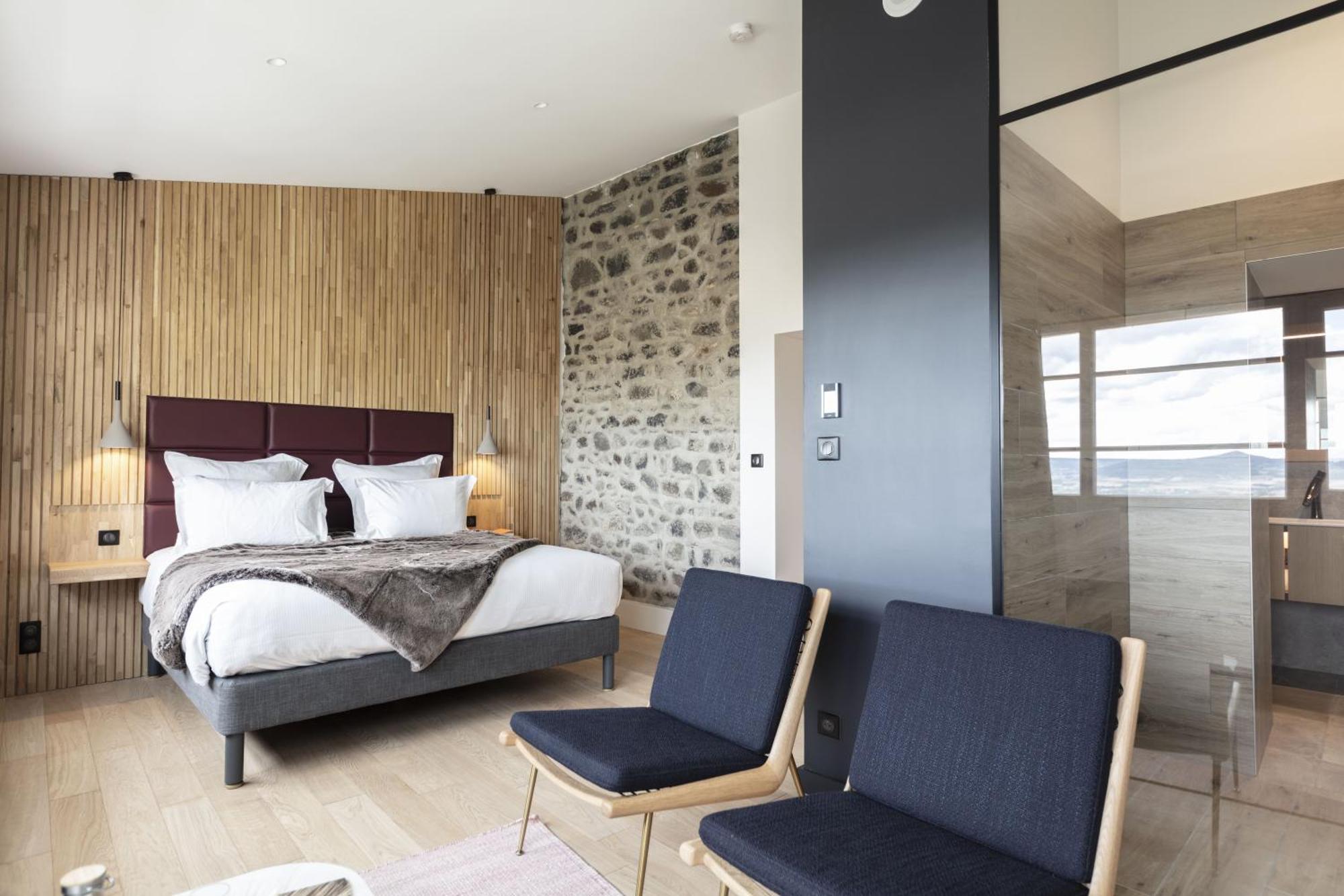 Hotel & Restaurant Origines Par Adrien Descouls - Teritoria Le Broc  エクステリア 写真