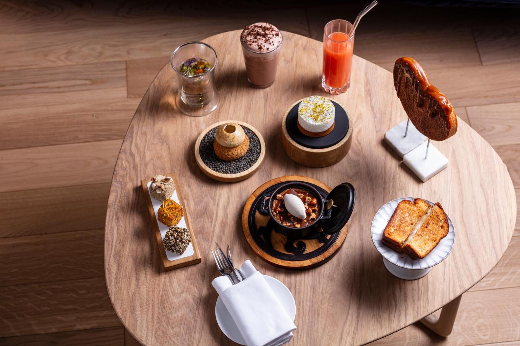 Hotel & Restaurant Origines Par Adrien Descouls - Teritoria Le Broc  エクステリア 写真