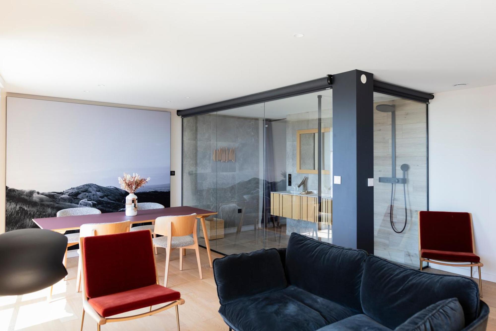 Hotel & Restaurant Origines Par Adrien Descouls - Teritoria Le Broc  エクステリア 写真